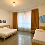 Apartament Navigli Mediolan
